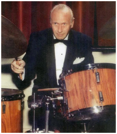 Murray Sheinfeld, Conga drummer, Newton MA, 2002